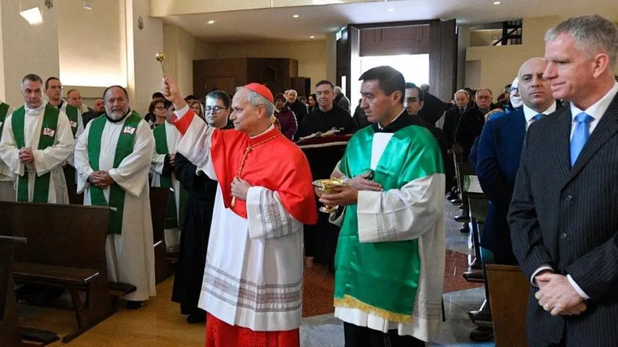 Le foto del cardinal Prevost nel suo servizio di cardinale, prefetto del Dicastero per i Vescovi, e vescovo