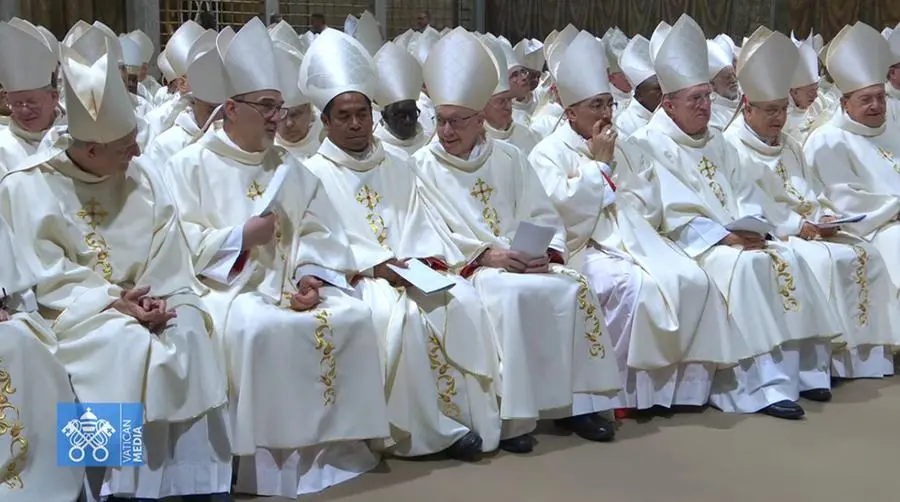 La prima messa di papa Leone XIV nella Cappella Sistina