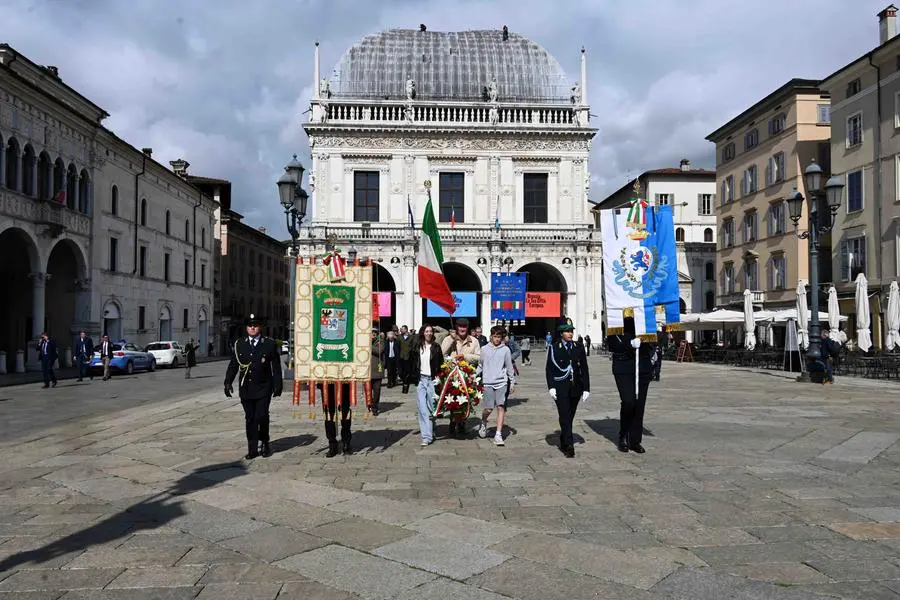 CRONACA BRESCIA PIAZZA LOGGIA COMMEMORAZIONE VITTIME TERRORISMO PER CARINI 09-05-2025 MARCO ORTOGNI NEW EDEN GROUP