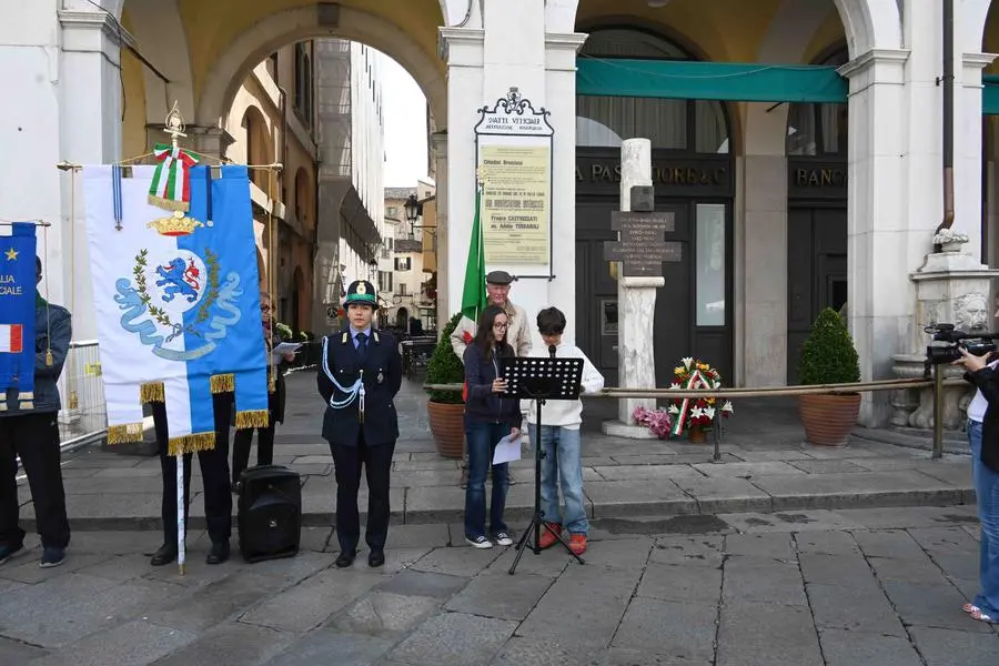 CRONACA BRESCIA PIAZZA LOGGIA COMMEMORAZIONE VITTIME TERRORISMO PER CARINI 09-05-2025 MARCO ORTOGNI NEW EDEN GROUP