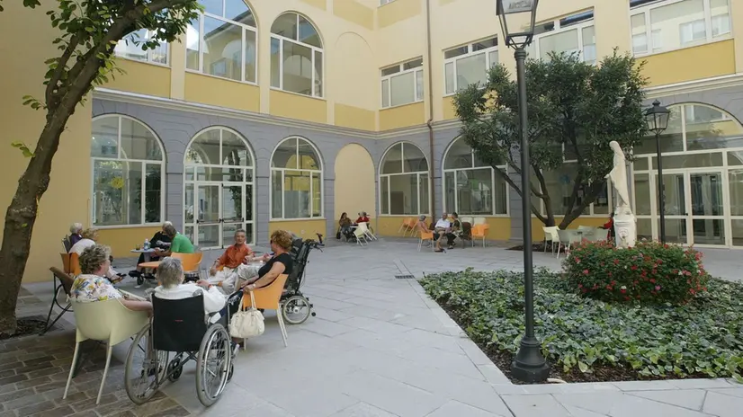 I posti nelle Rsa sono aumentati in un anno solo di poche decine - Foto © www.giornaledibrescia.it