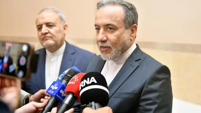 epa12074684 Iranian Foreign Minister Abbas Araghchi speaks to the media after a meeting with Pakistani Deputy Prime Minister Ishaq Dar in Islamabad, Pakistan, 05 May 2025. Araghchi visited Pakistan to discuss bilateral relations and regional tensions, especially after a deadly attack in Kashmir. Tehran offered to mediate between India and Pakistan, though India is reluctant to accept external mediation due to its anti-terrorism stance. EPA/STRINGER