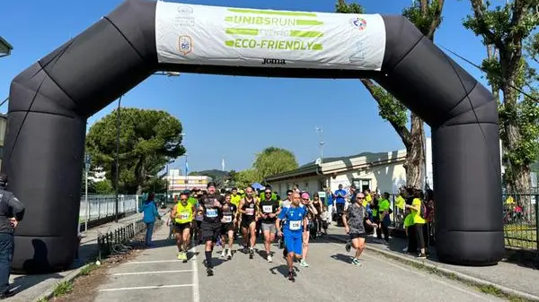 Almeno 300 tra studenti, professori e semplici cittadini hanno partecipato alla UniBs-Run