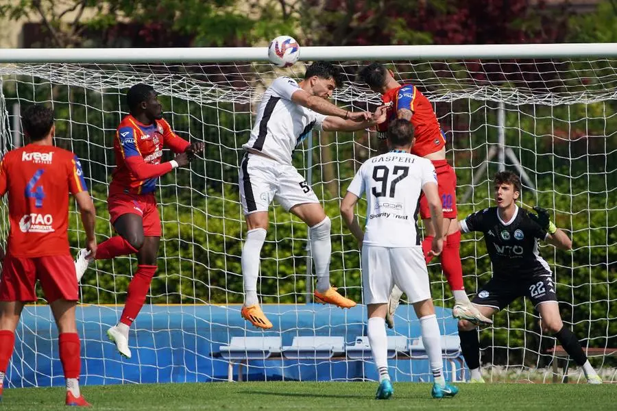 Serie D, Desenzano-Casatese Merate 2-0