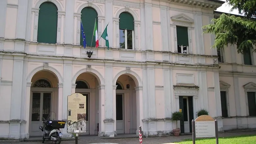 Lo stabile che ospita il Consorzio, a Erbusco - © www.giornaledibrescia.it