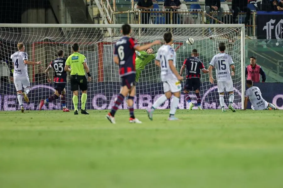 Gli scatti di Crotone-FeralpiSalò