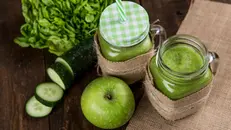 Le diete «detox» promettono di aiutare il corpo a purificarsi, ma funzionano davvero?