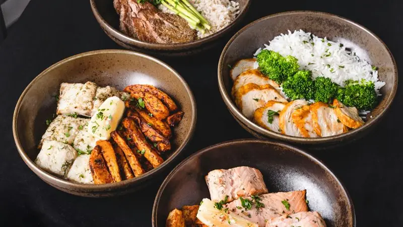 Per liberarci dalla sensazione di pienezza e pesantezza è sufficiente tornare a mangiare in modo sano, sostenibile ed equilibrato