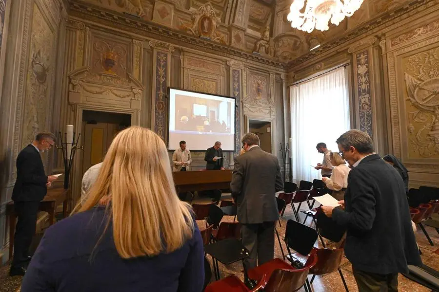 Il vescovo Tremolada all'incontro con i giornalisti per la Giornata mondiale della comunicazioni sociali
