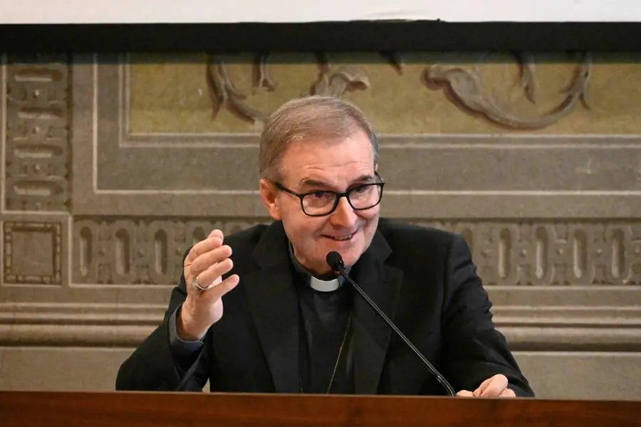 Il vescovo Tremolada all'incontro con i giornalisti per la Giornata mondiale della comunicazioni sociali