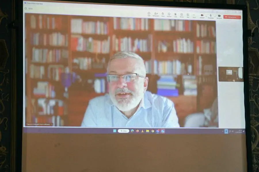 Il vescovo Tremolada all'incontro con i giornalisti per la Giornata mondiale della comunicazioni sociali