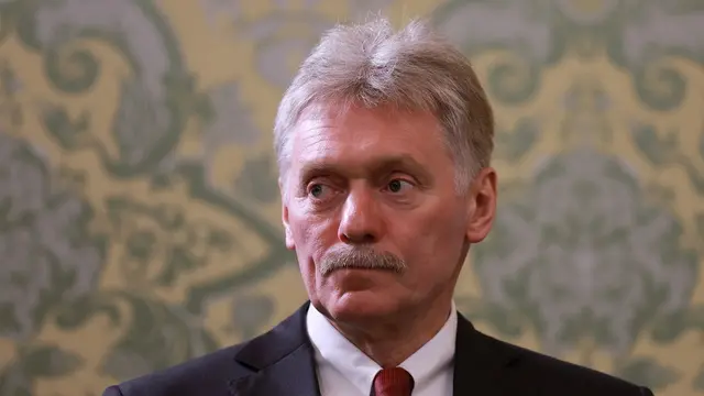 epa12088241 Kremlin spokesman Dmitry Peskov attends a meeting between Russia's president and Vietnam's Communist Party General Secretary in Moscow, Russia, 10 May 2025, during celebrations of the 80th anniversary of the Soviet Union's victory over Nazi Germany during World War II. EPA/ANTON VAGANOV / POOL