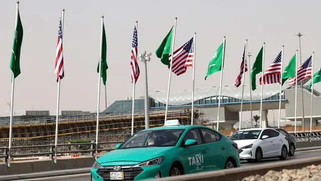 epa12094082 A street is decorated with the flags of Saudi Arabia and the US ahead of the US president's visit, in Riyadh, Saudi Arabia, 12 May 2025. The US President Donald Trump will start his visit to the Arabian Gulf region on 13 May 2025, with stops in Qatar and the United Arab Emirates and starting from Riyadh, where he is expected to attend a meeting with the leaders of the Gulf Cooperation Council (GCC). EPA/ALI HAIDER