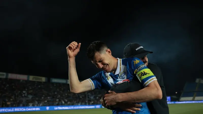 Il Brescia è salvo: gli scatti dopo il triplice fischio