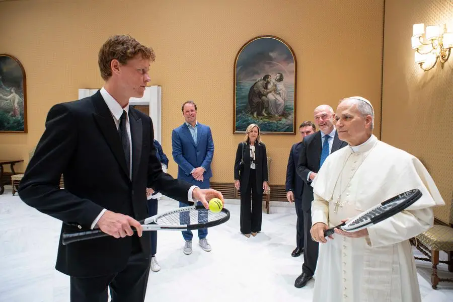 Papa Leone IV e Jannik Sinner in Vaticano