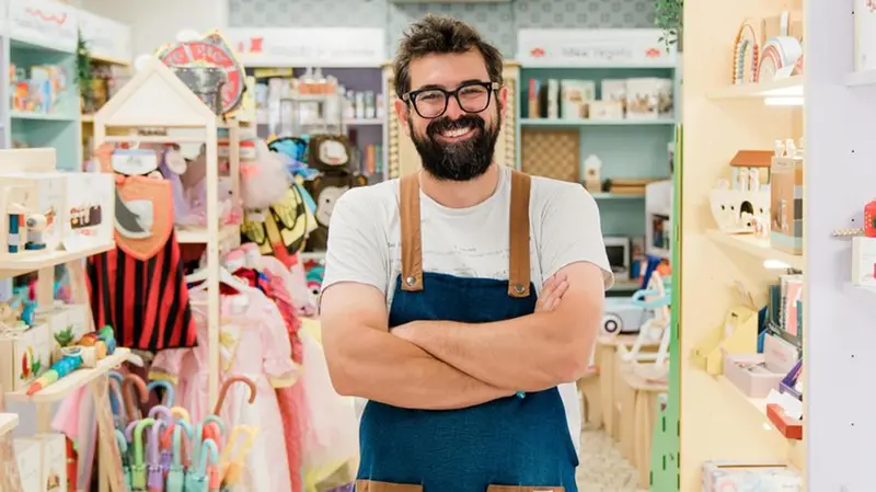 Nicola Albarelli, proprietario del negozio