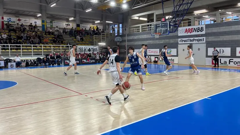 Mazzano-Romano, la Nbb in attacco - © www.giornaledibrescia.it
