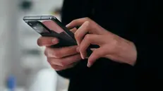 La 33enne è stata denunciata per ricettazione - Foto Unsplash © www.giornaledibrescia.it