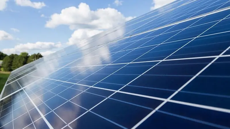 L'energia fotovoltaica è tra quelle che accedono ai fondi del bando Mimit