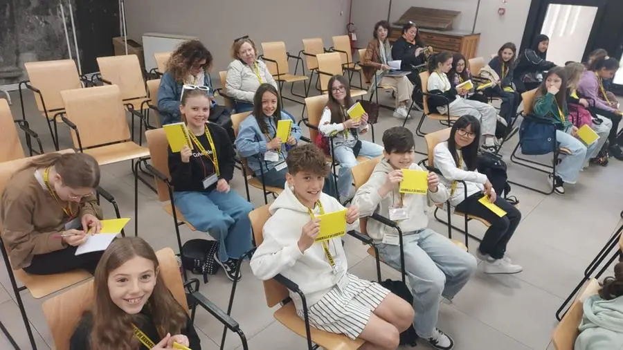 Le classi quinte A e B della scuola primaria di Villa, frazione di Erbusco, in visita al GdB