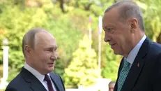 Vladimir Putin insieme a Recep Erdogan - Foto Ansa © www.giornaledibrescia.it