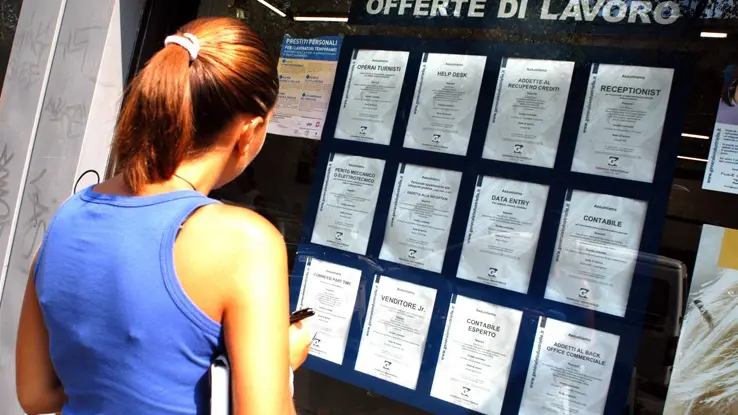 Bacheca: una delle modalità per cercare lavoro - © www.giornaledibrescia.it