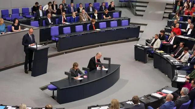 epa12098909 German Chancellor Friedrich Merz delivers a government statement during a session of the German parliament 'Bundestag' in Berlin, Germany, 14 May 2025. EPA/HANNIBAL HANSCHKE
