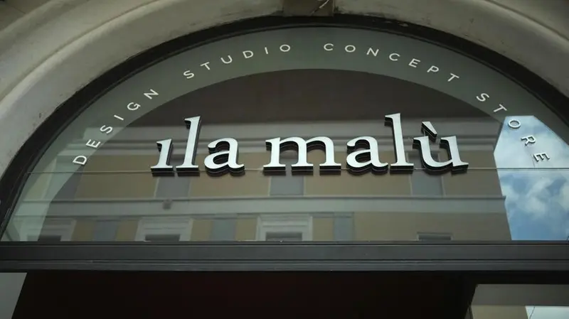 L'insegna di Ila Malù - © www.giornaledibrescia.it