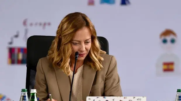 Giorgia Meloni a Tirana per il summit della Cpe, 16 maggio 2025. ANSA/FILIPPO ATTILI/US PALAZZO CHIGI +++ NO SALES, EDITORIAL USE ONLY +++ NPK +++