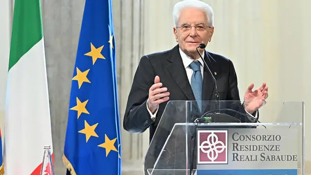 Sergio Mattarella presidente della repubblica partecipa alla cerimonia di inaugurazione dell'anno accademico in occasione del 240° anniversario dell'accademia di agricoltura di torino presso la Reggia di Venaria, 16 maggio 2025 ANSA/ALESSANDRO DI MARCO