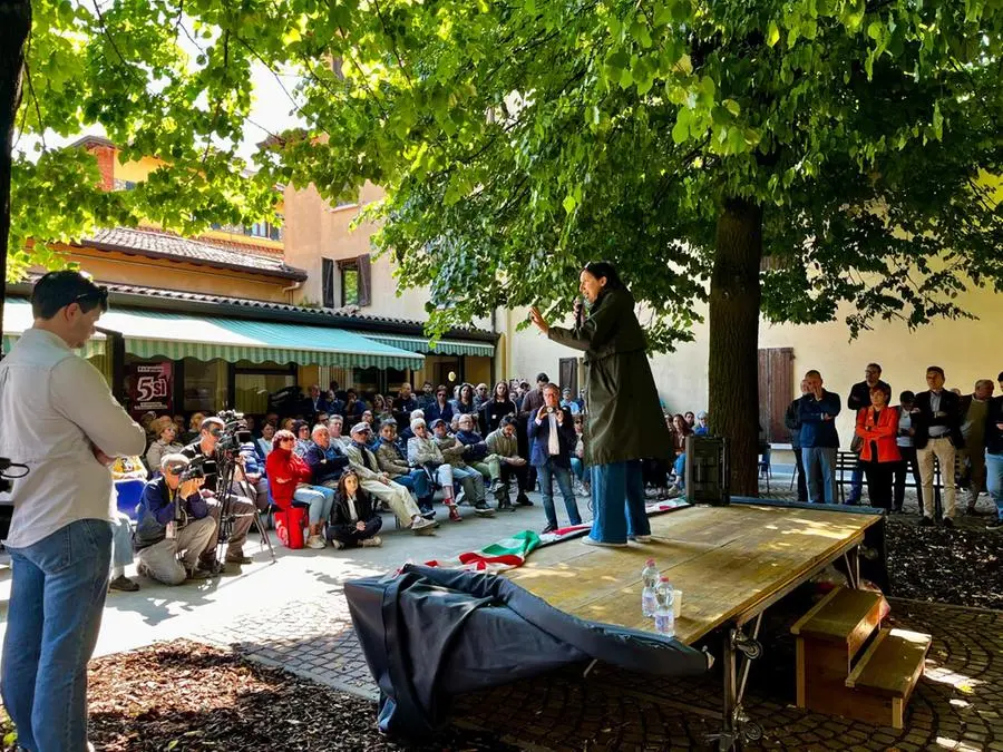 La segretaria Pd Elly Schlein a Villanuova
