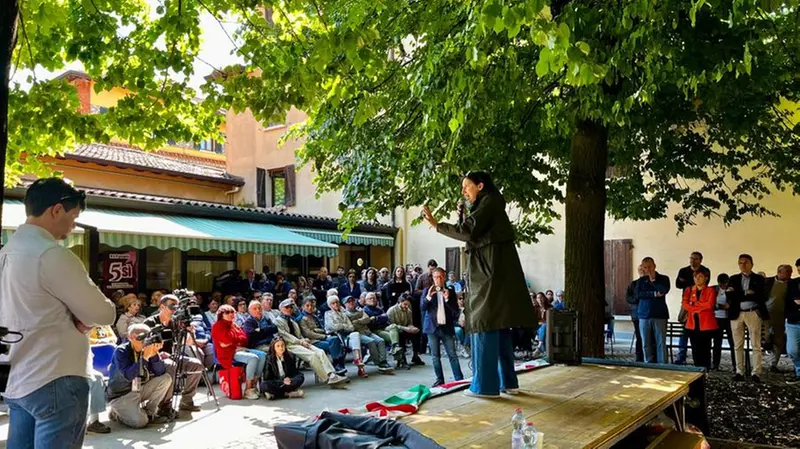 La segretaria Pd Elly Schlein a Villanuova