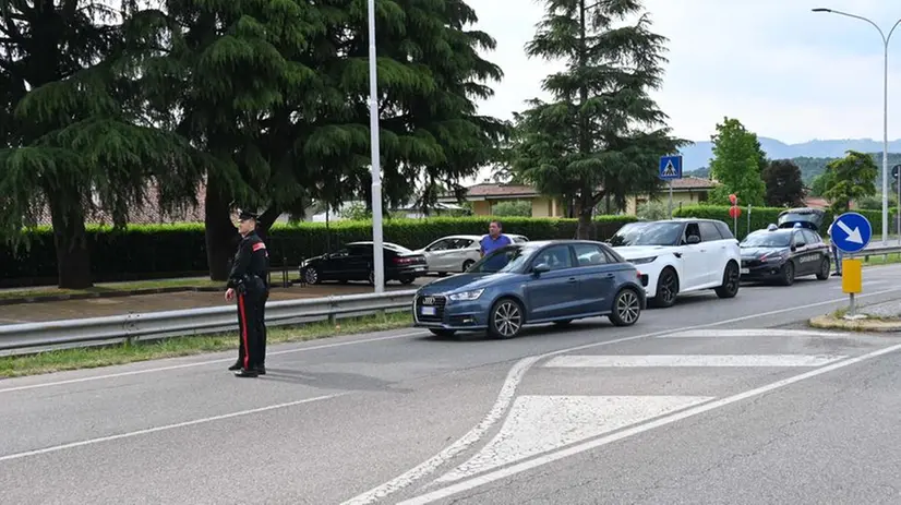 Il tratto di strada a Cellatica dove è avvenuto l'incidente - Foto Gabriele Strada/Neg © www.giornaledibrescia.it
Cellatica, investita una bambina di cinque anni