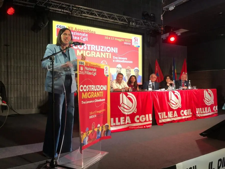 La segretaria nazionale del Pd Elly Schlein alla XII assemblea nazionale della Fillea Cgil