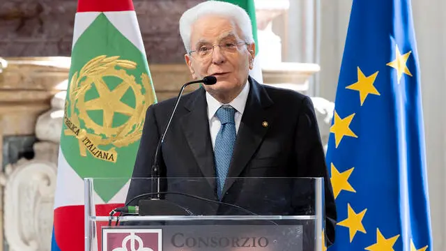 Torino - Il Presidente della Repubblica Sergio Mattarella in occasione del 240° anniversario dell’Accademia dell’Agricoltura di Torino oggi 16 maggio 2025. (Foto di Paolo Giandotti - Ufficio Stampa per la Stampa e la Comunicazione della Presidenza della Repubblica)