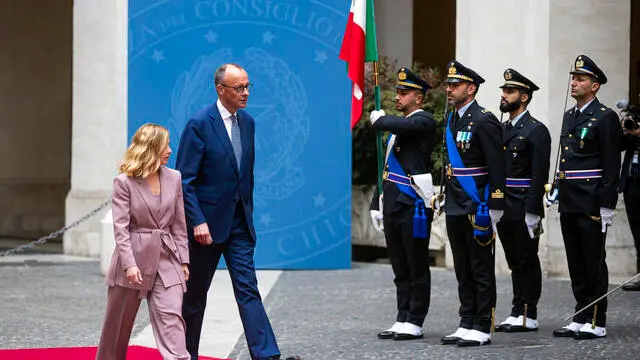 Italian Prime Minister Giorgia Meloni welcomes German Chancellor Friedrich Merz during their meeting at Palazzo Chigi, in Rome, Italy, 17 May 2025. ANSA/ANGELO CARCONI