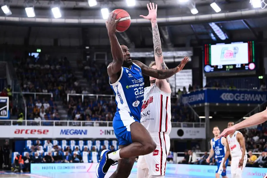 Basket, gli scatti di Germani-Trieste