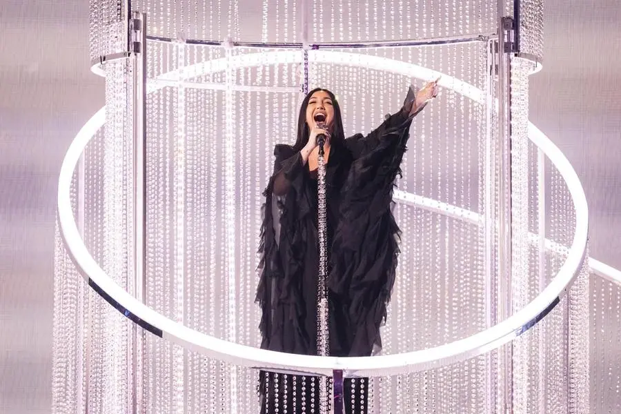 Eurovision 2025, l'esibizione di Lucio Corsi e alcuni scatti della serata