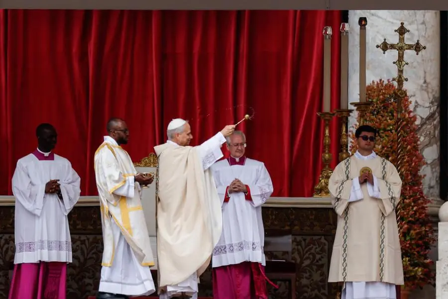 Le immagini della messa di insediamento di Papa Leone XIV