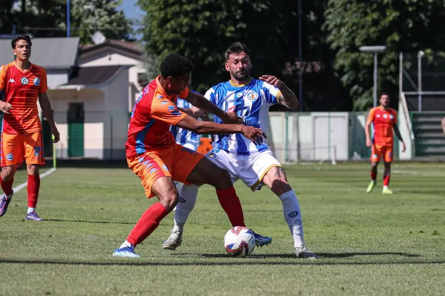 Serie D, Pro Palazzolo-Desenzano 2-1