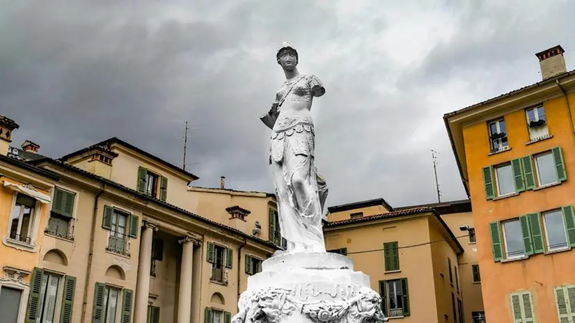 Cielo grigio su Brescia