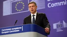 Valdis Dombrovskis durante il suo intervento - Foto Ansa © www.giornaledibrescia.it