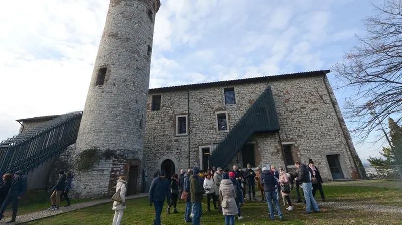 Il mastio visconteo ora sede del Museo delle armi - Foto Giovanni Benini/Neg © www.giornaledibrescia.it