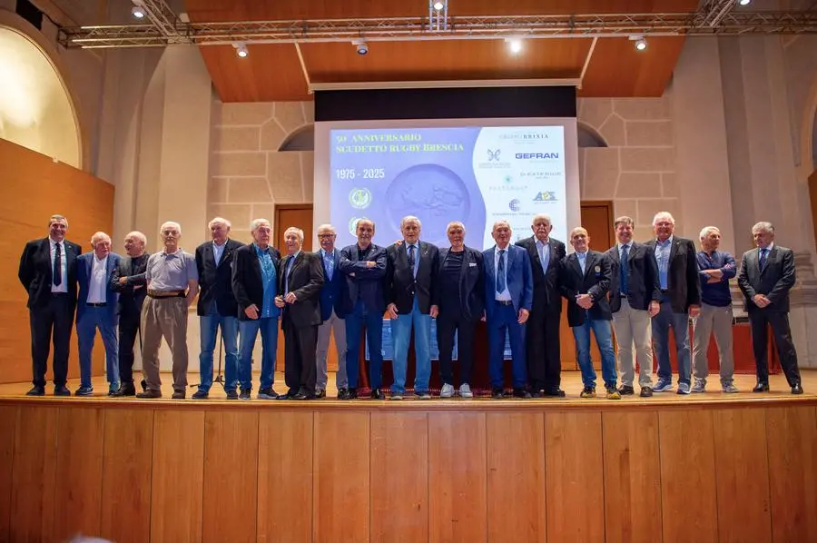 SPORT RUGBY BRESCIA AUDITORIUM SAN BARNABA 50° ANNIVERSARIO SCUDETTO RUGBY BRESCIA NELLA FOTO GIOCATORI BRESCIA RUGBY 1975 E DIRETTIVO BRIXIA RUGBY 19–05-2025 PIERPAOLO PAPETTI AGENZIA NEWREPORTER