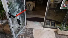 La spaccata al ristorante I Nazareni