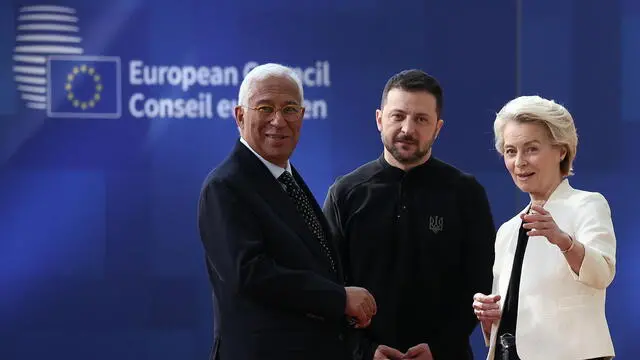 epaselect epa11943928 (L-R) EU Council President Antonio Costa, Ukraine's President Volodymyr Zelensky and European Commission President Ursula von der Leyen arrive for an European Council meeting in Brussels, Belgium, 06 March 2025. The EU leaders are convening for a special summit to discuss ongoing support for Ukraine and enhance European defence. EPA/CHRISTOPHE PETIT TESSON