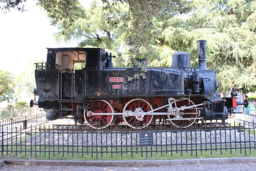 La Locomotiva prima del restauro