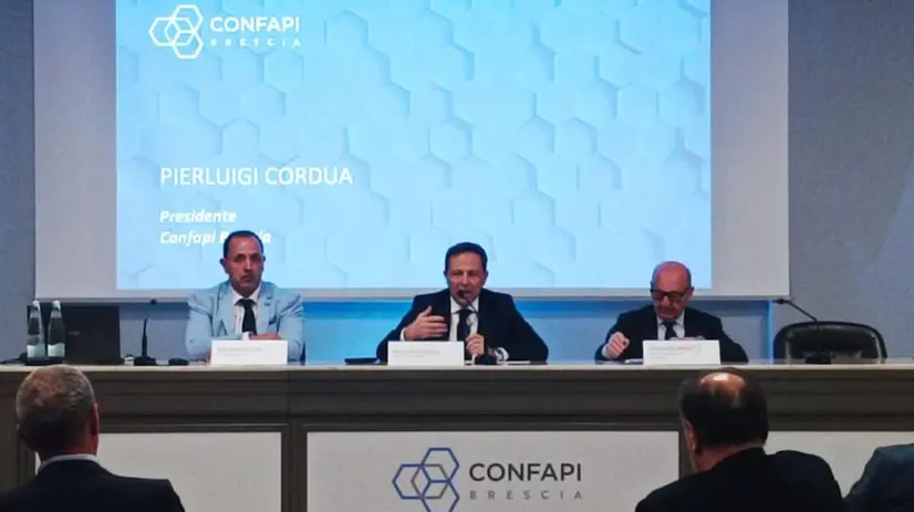 Un momento dell'assemblea di Confapi - © www.giornaledibrescia.it