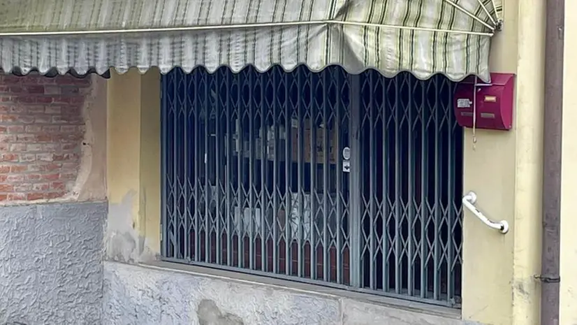 L'unica bottega di alimentari a Frontignano ha ormai chiuso