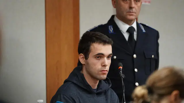 Filippo Turetta, il giovane omicida di Giulia Cecchettin, stamane in aula della Corte di Assise per rispondere alle domande del pubblico ministero e dei difensori della famiglia Cecchettin, Venezia 25 ottobre 2024. ANSA/ANDREA MEROLA
